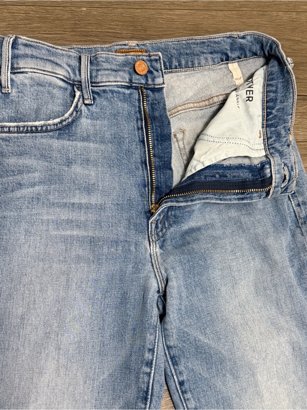 MOTHER The Hustler Ankle Jeans Scenic Route Medium Wash Flare Leg Sz 28 - Picture 14 of 14